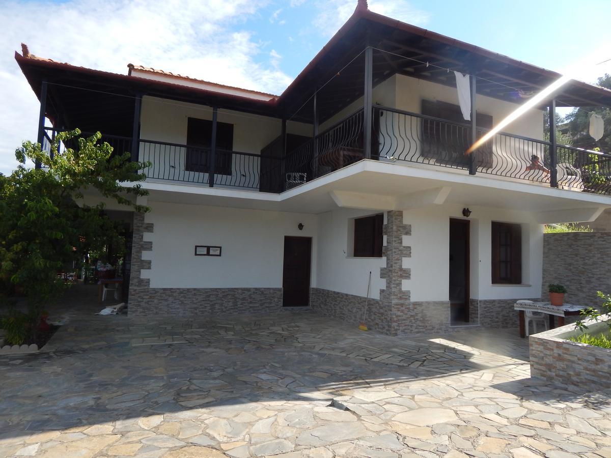 Ktena Apartments Platanias  Bagian luar foto