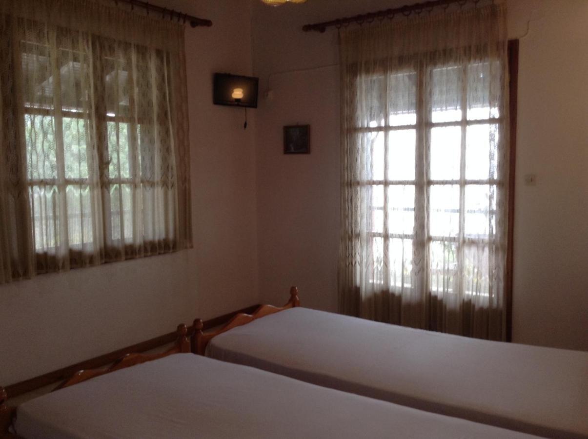 Ktena Apartments Platanias  Ruang foto