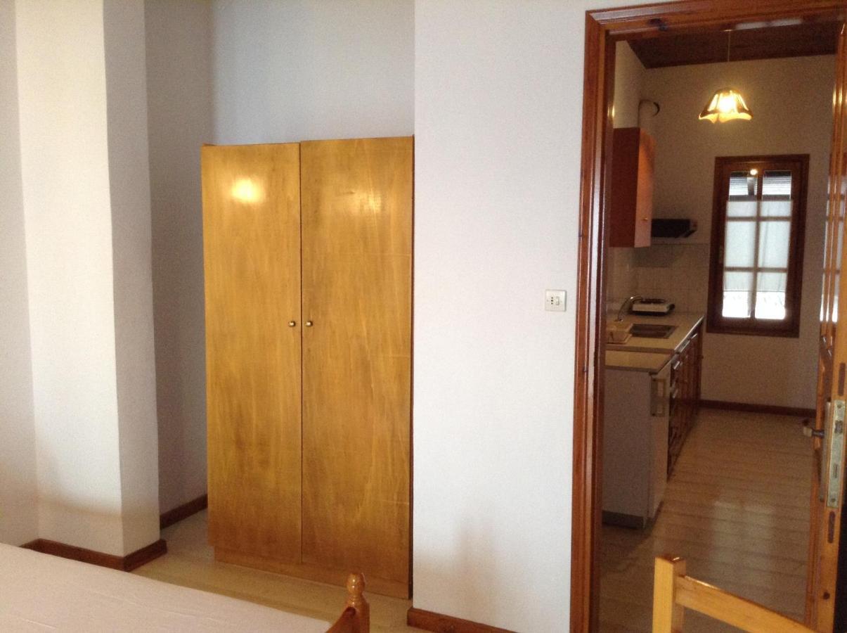 Ktena Apartments Platanias  Bagian luar foto