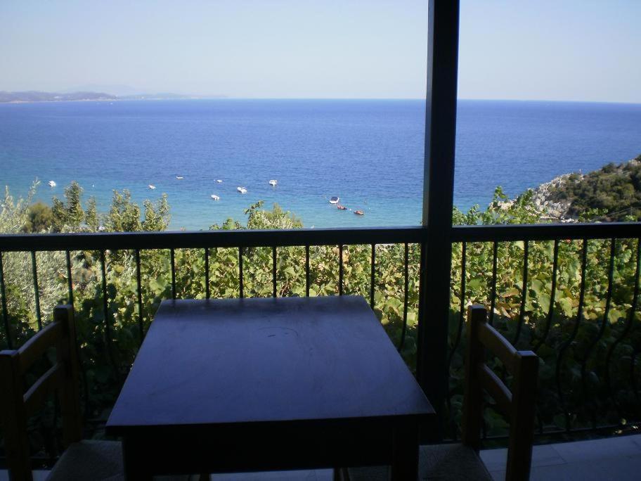 Ktena Apartments Platanias  Ruang foto