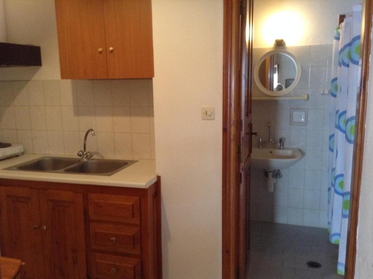 Ktena Apartments Platanias  Bagian luar foto